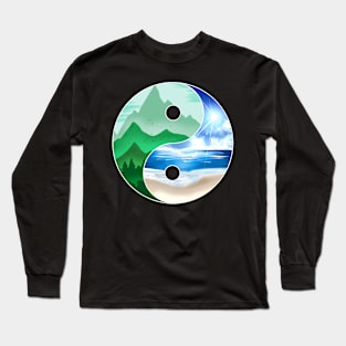 Logo Yin And Yang - Mountains And Ocean For Earth Day Long Sleeve T-Shirt